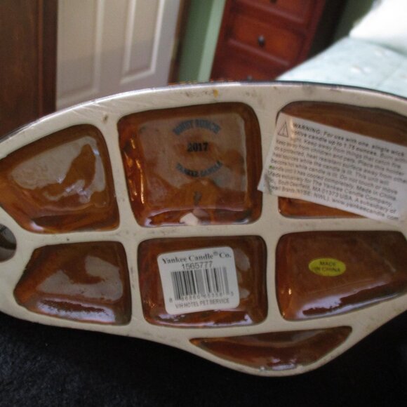 Yankee Candle 2017 Boney Bunch Hotel Pet Service Votive Candle Holder Halloween - Picture 6 of 6